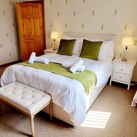 Inverness City 3 Bedroom House Free Parking Екстериор снимка