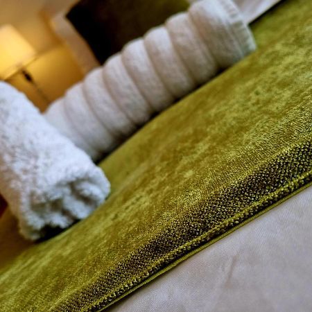Inverness City 3 Bedroom House Free Parking Екстериор снимка