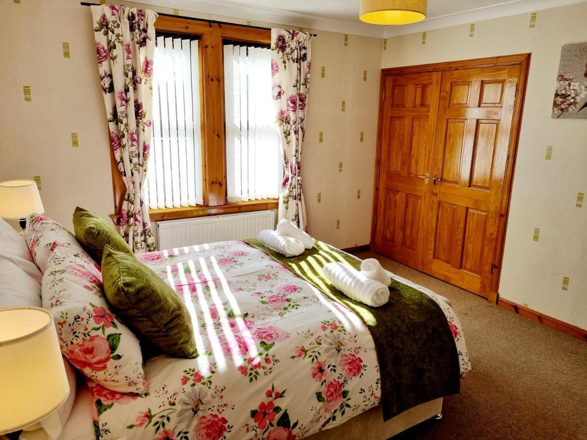 Inverness City 3 Bedroom House Free Parking Екстериор снимка