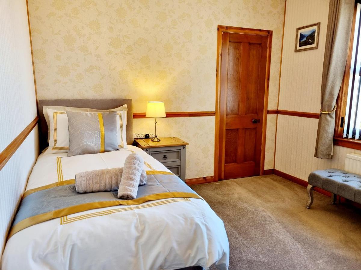 Inverness City 3 Bedroom House Free Parking Екстериор снимка