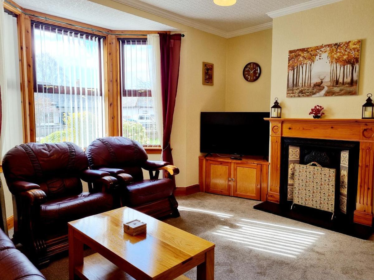 Inverness City 3 Bedroom House Free Parking Екстериор снимка
