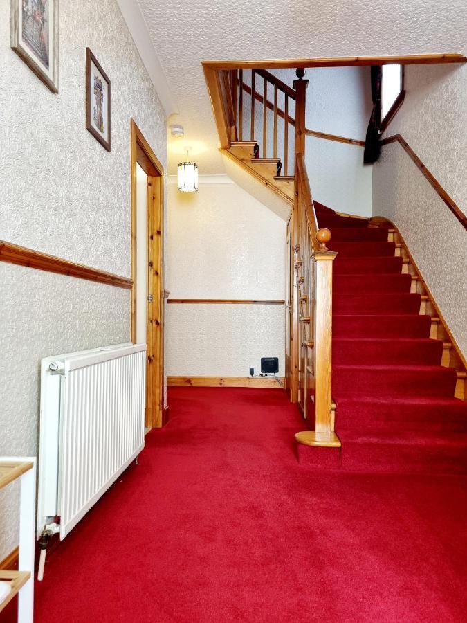 Inverness City 3 Bedroom House Free Parking Екстериор снимка