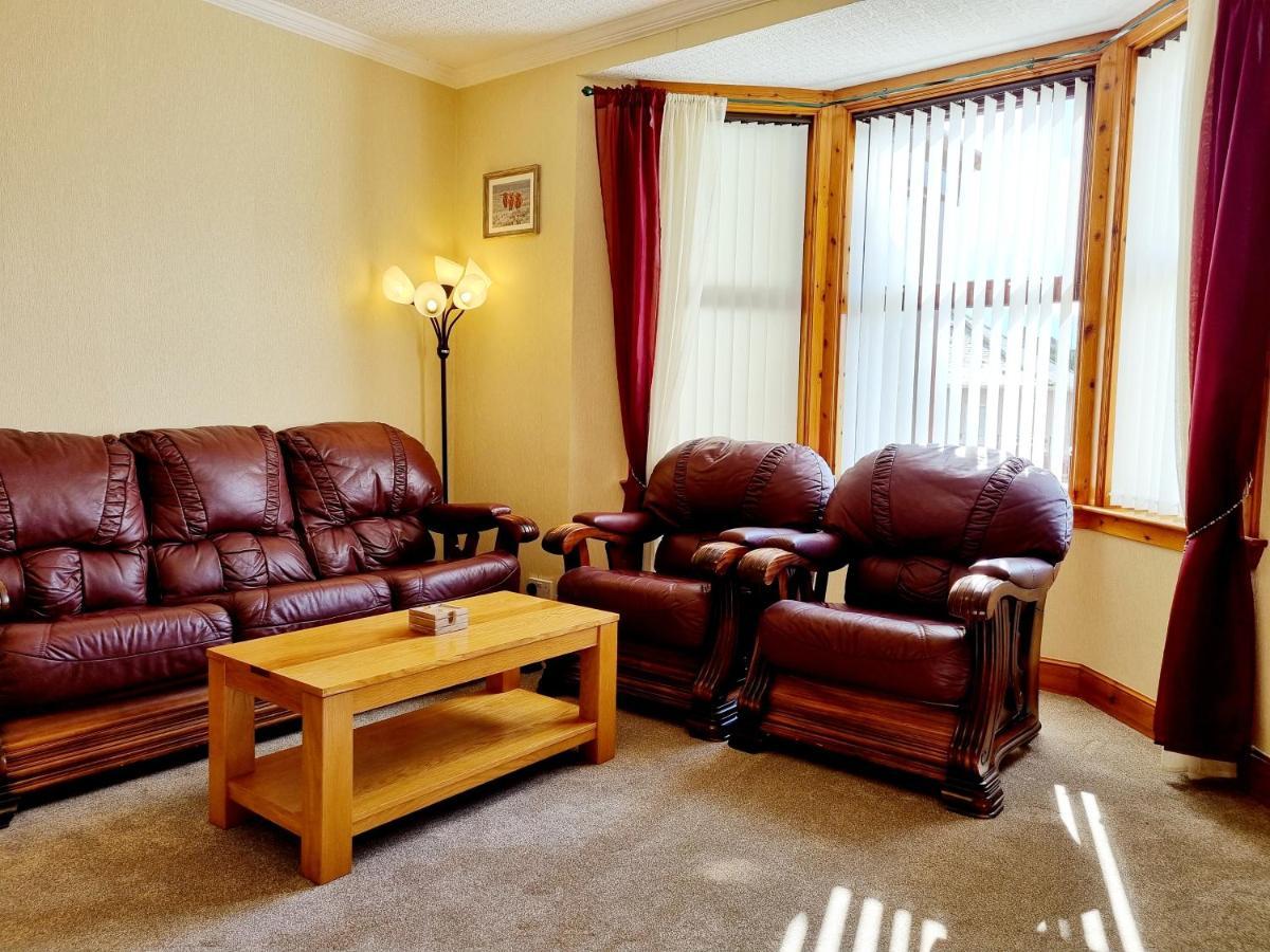 Inverness City 3 Bedroom House Free Parking Екстериор снимка