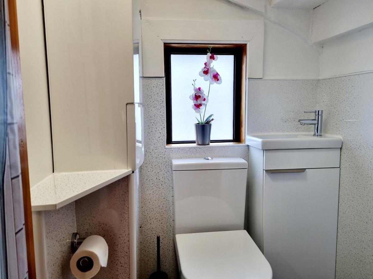 Inverness City 3 Bedroom House Free Parking Екстериор снимка