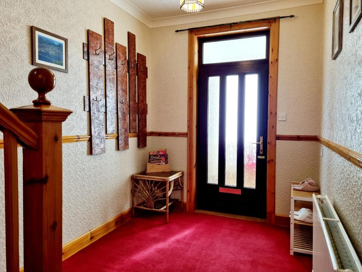 Inverness City 3 Bedroom House Free Parking Екстериор снимка