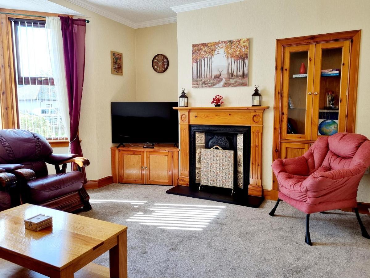 Inverness City 3 Bedroom House Free Parking Екстериор снимка