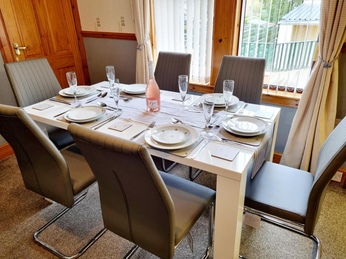 Inverness City 3 Bedroom House Free Parking Екстериор снимка