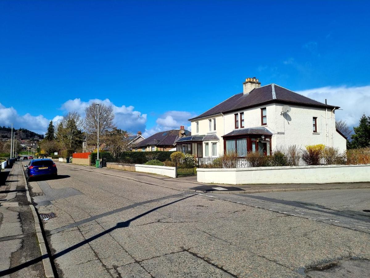 Inverness City 3 Bedroom House Free Parking Екстериор снимка