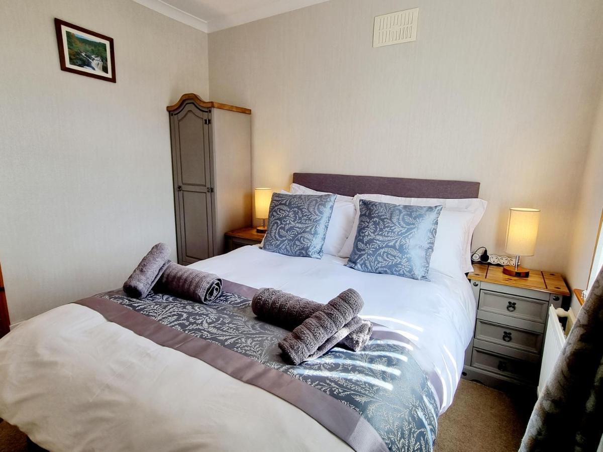 Inverness City 3 Bedroom House Free Parking Екстериор снимка